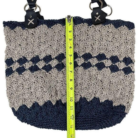 Straw Tote Bag - Picture 10 of 10